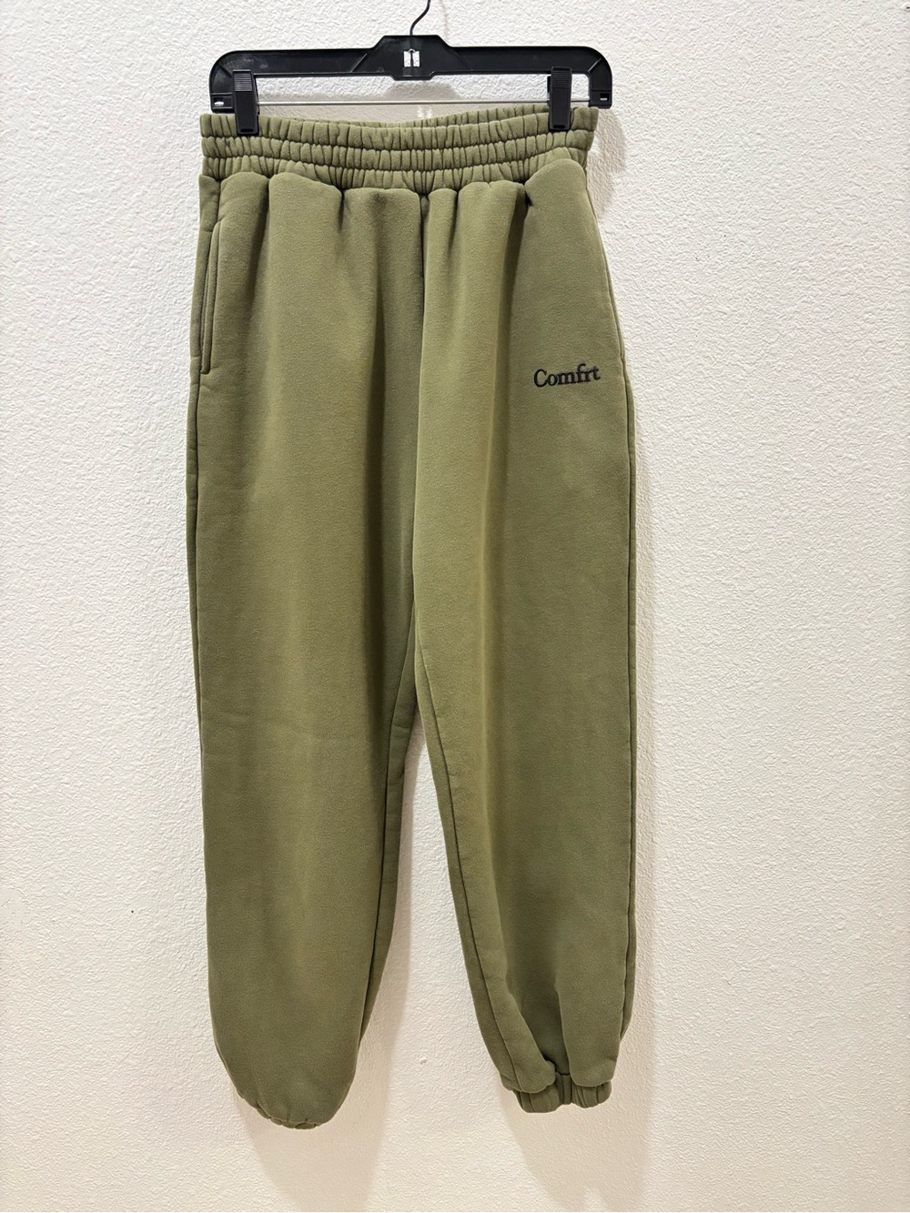 Comfrt Olive Green Joggers Sweatpants Size Small Minimalist Travel